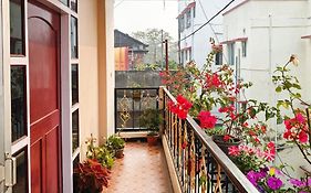 Tulip Inn - 3Bhk Ac Near Kamakhya